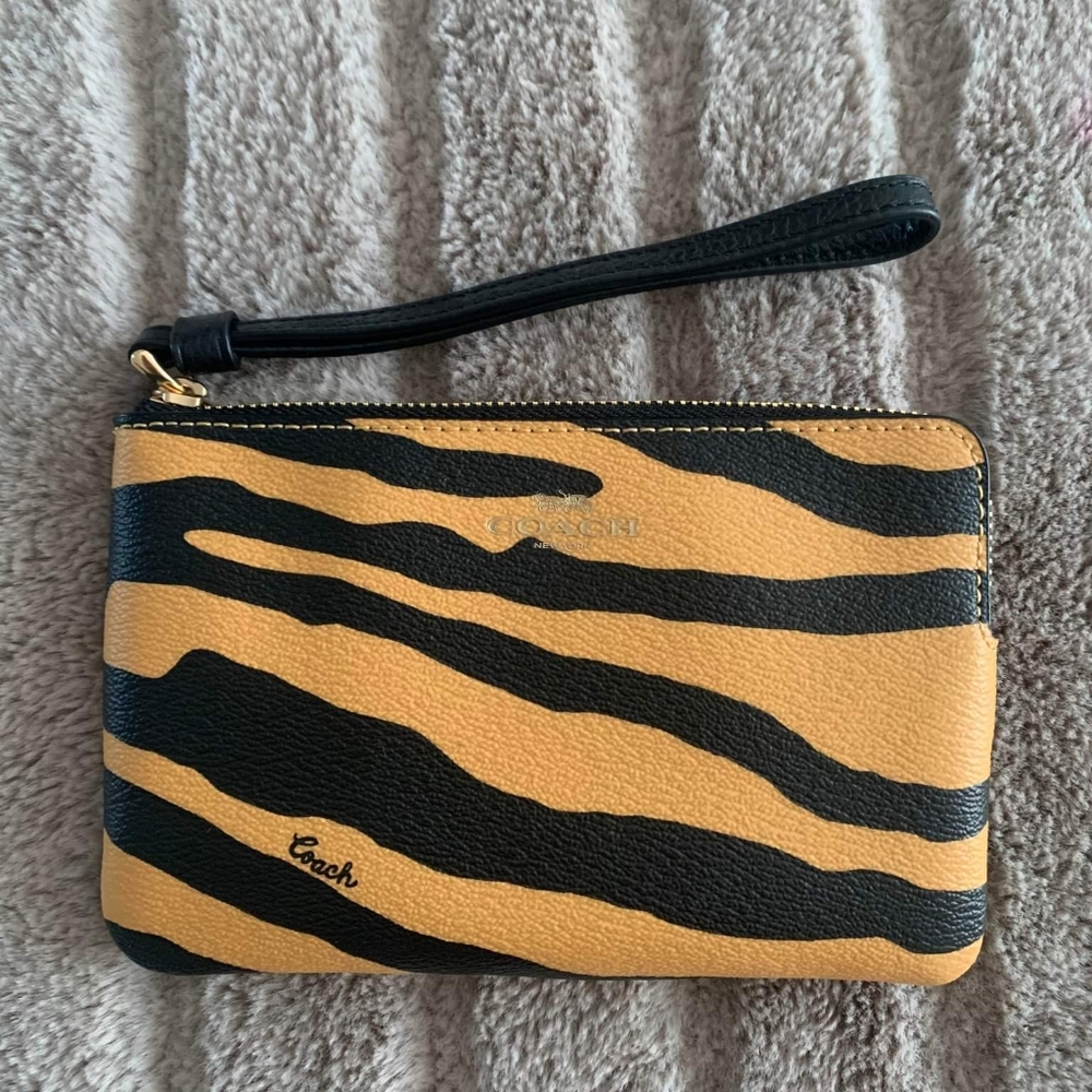 Coach Corner Zip Wallet With Tiger Print